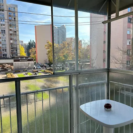 Natalija Apartamento *